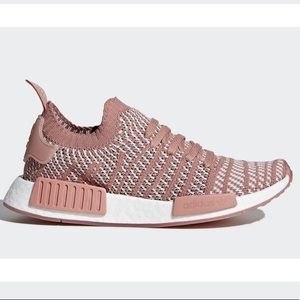 adidas Womens NMD R1 Primeknit STLT, Ash Pink, 8.5